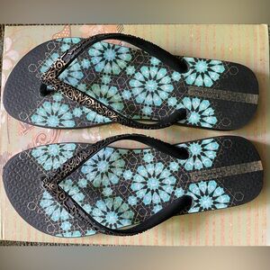 Ipanema flip flops